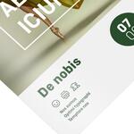 Vierkante flyer op kunstdrukpapier.