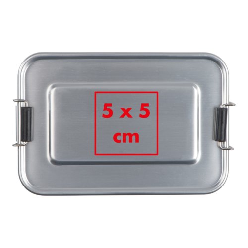 Zilverkleurige aluminium lunchbox met scharniersluitingen.