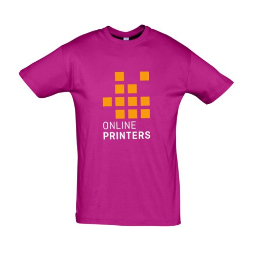 Fuchsia katoenen T-shirt met korte mouwen.