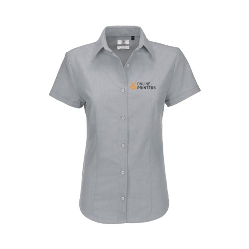 Lichtgrijze Oxford damesblouse met korte mouwen.