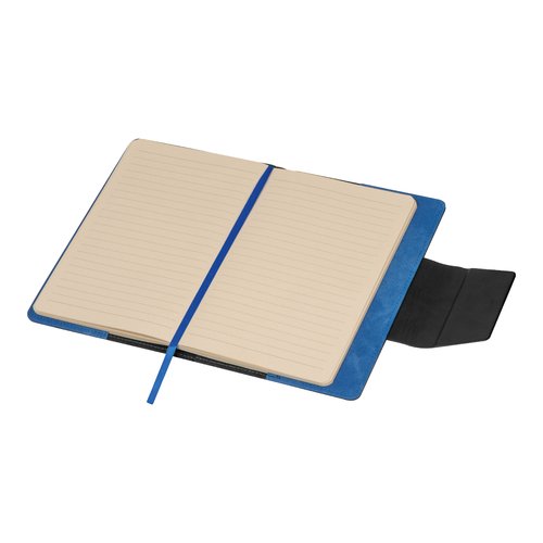 Blauw notitieboek met gelinieerde pagina's en bladwijzer.