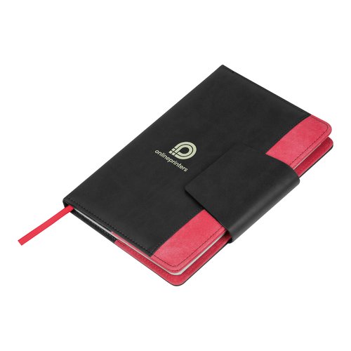 Rood notitieboek met harde kaft en bladwijzer.