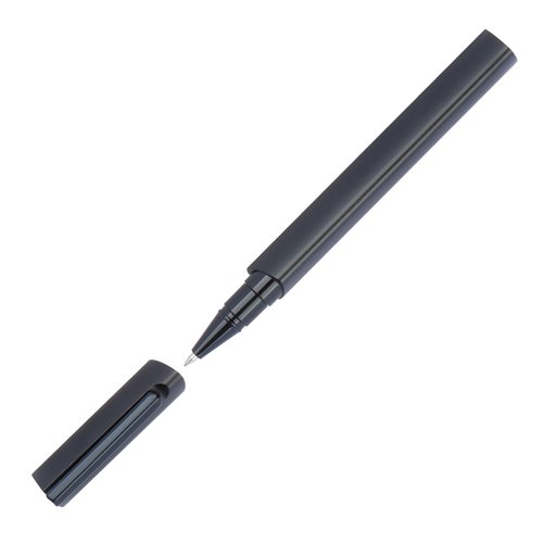 Zwarte kunststof schrijpset met pen en etui.