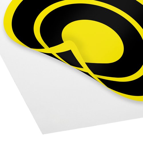Papieren sticker met contourgesneden rand.