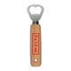 Houten flessenopener met metalen kop en ophanggat.