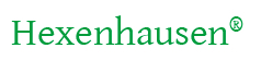 De afbeelding toont het woord Hexenhausen in een groen schreeflettertype, aangevuld met een geregistreerd handelsmerksymbool, dat doet denken aan een auteursrechtteken. De achtergrond is wit.